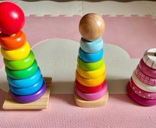 stacking rainbow tower toys