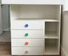 Baby changing table/ chest of drawers