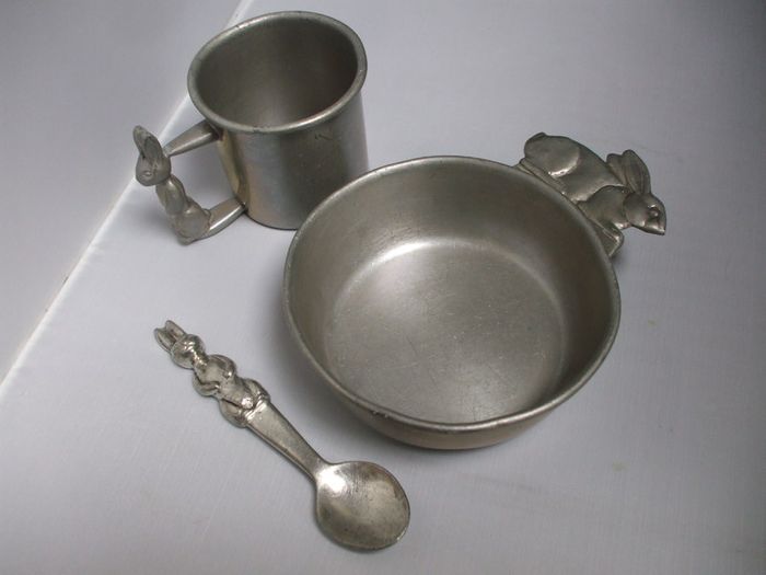 SALE!  WOODBURY PEWTERERS - Vintage Pewter Bunny Rabbit Bowl, Mug and Spoon Set