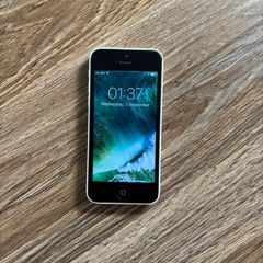 Unlocked White iPhone 5c 16GB