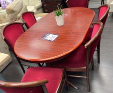 table and 6 chairs