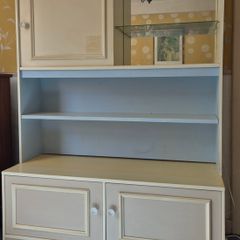 Bookcase / Display Cabinet - FREE
