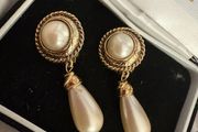 vintage clip on earrings