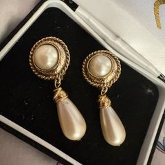 vintage clip on earrings