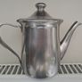 Oneida 18 8 tea pot Image 4