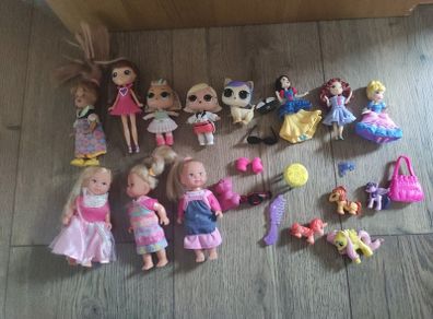 Assorted Girls Mini Toy Bundle