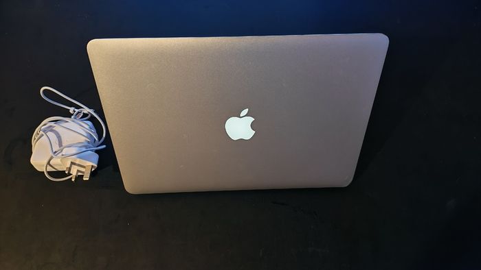 Macbook Air 13" 2014 A1466 | New Battery | I5 | 4gb Ram | 128gb Ssd | Big Sur