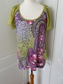 BNWT Top, Size 16, half price
