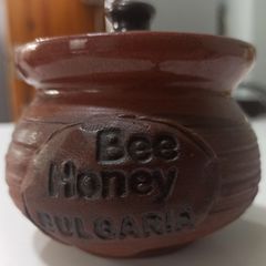 serving pot