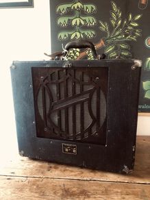 Antique speaker cab