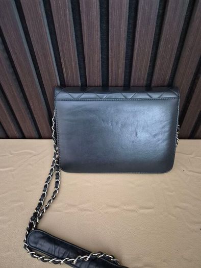 Vintage chanel diana flap bag