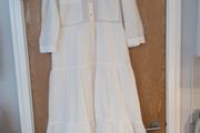Zara White Dress. S. M- 12.  New- No Tag.