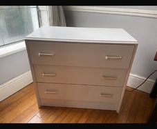 Three drawer chest of draws