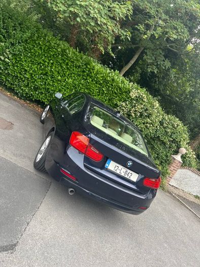 BMW 3-Series 2012