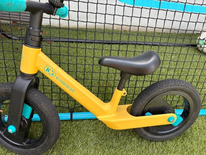 Kinderkraft balance bike