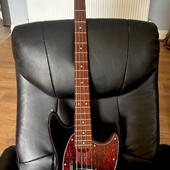 EASTWOOD 'Warren Ellis' Short Scale bass