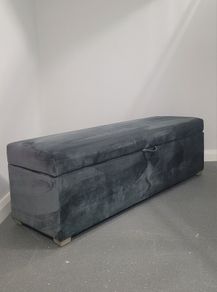 Pouffe/Storage box, grey velvet