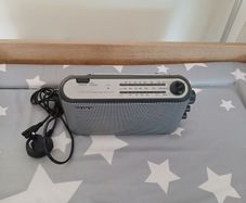 Sony ICF-703L 3-Band Portable Radio FM/MW/LW