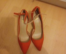 Ladies heels
