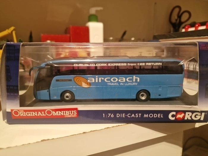 Corgi Aircoach
