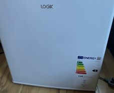 LOGIK LTF33W23 Mini Freezer - White