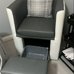 pedicure chair