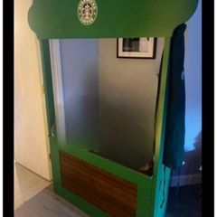 Kids Starbucks stand