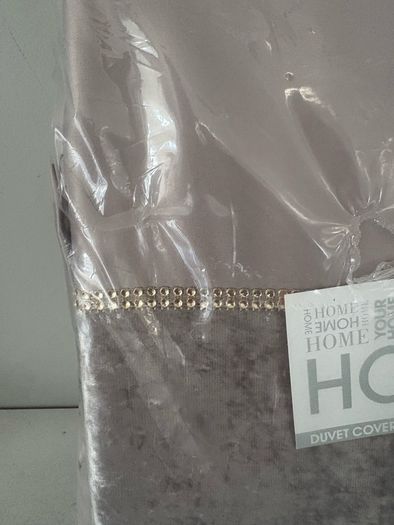 Super king size duvet set