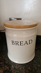 Ceramic bread bin with wooden lid