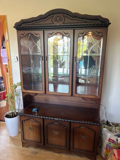Display cabinet
