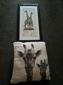 Giraffe Painting & Cushion