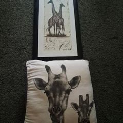 Giraffe Painting & Cushion