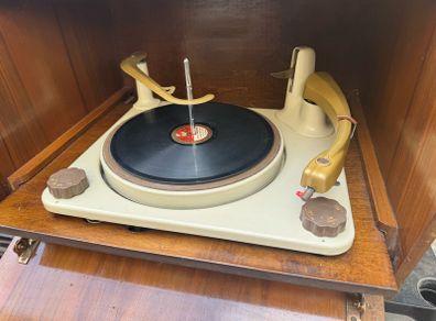 Turntable