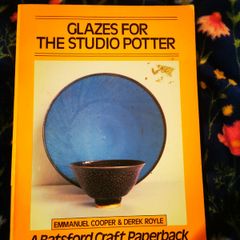 Glazes for the Studio Potter. Emmanuel Cooper, Derek Royle
