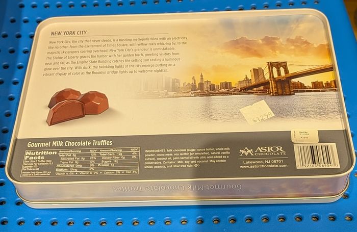 New York City themed tin box