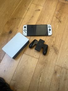 Nintendo Oled with equipment