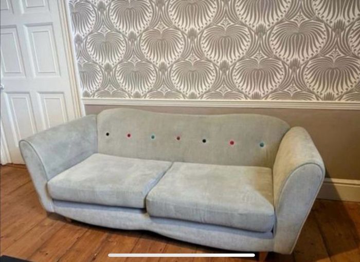 3 seats sofa