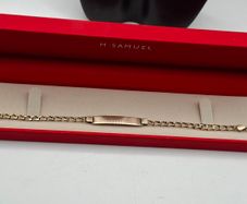 Preloved 9ct yellow gold identity bracelet