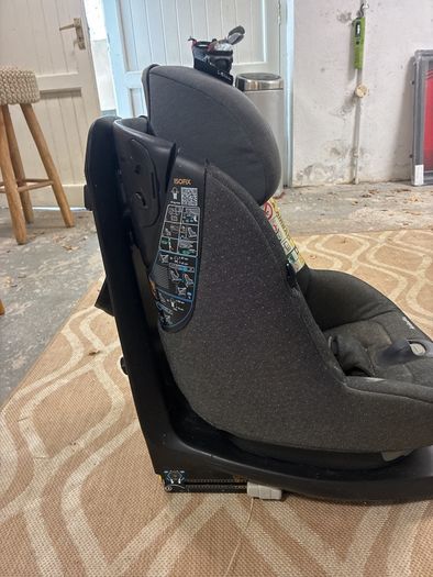 maxi-cosi car