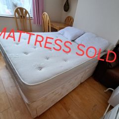 Donating Double Bed (no mattress)