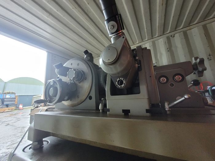 Leitz optical dividing head