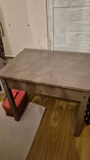 kids table