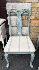 Dining chairs