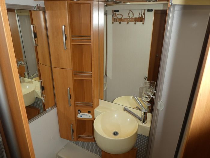 Hymer B614