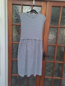 Long Gallery pin stripe dress with pockets