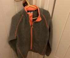 Light grey hoodie 8/10