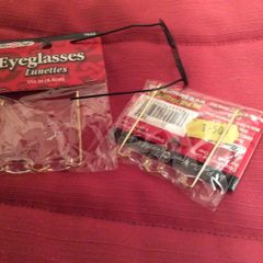 Doll s glasses