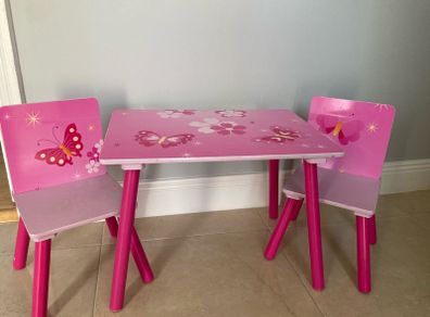Child's table & chairs