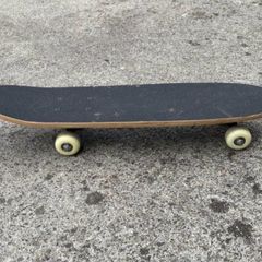 Skateboard - Max User Weight 20kgs