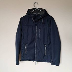 superdry windtrekker jacket Size small ptp 19" navy in excellent condition